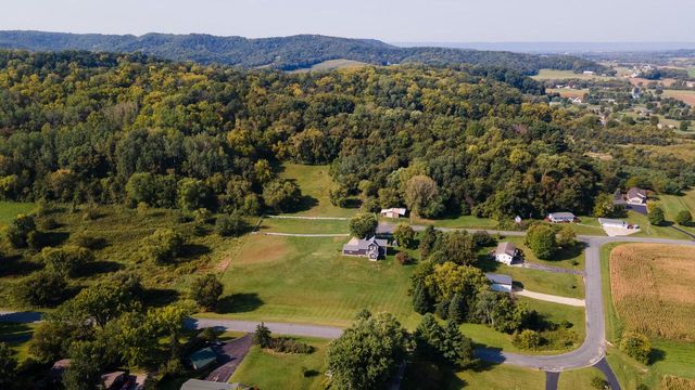 N6754 McCurdy PLACE, Holmen, WI 54636