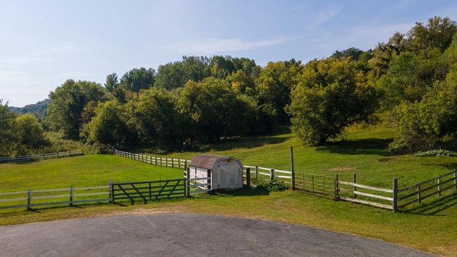 N6754 McCurdy PLACE, Holmen, WI 54636