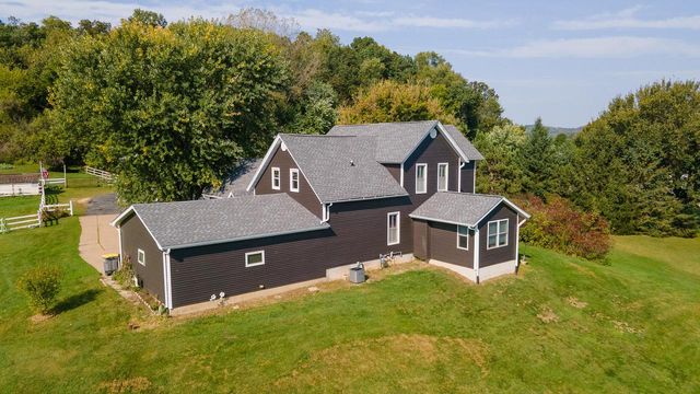 N6754 McCurdy PLACE, Holmen, WI 54636