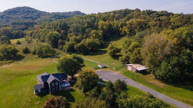 N6754 McCurdy PLACE, Holmen, WI 54636