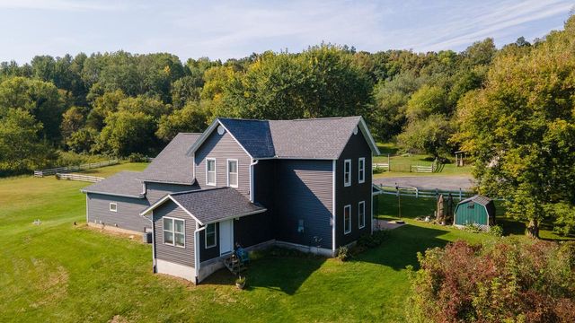 N6754 McCurdy PLACE, Holmen, WI 54636