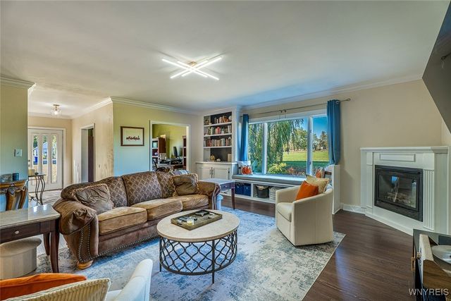 5427 Mapleton Road, Pendleton, NY 14094