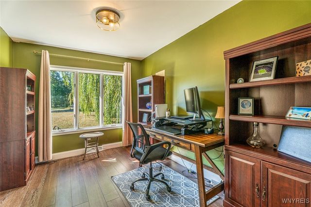 5427 Mapleton Road, Pendleton, NY 14094