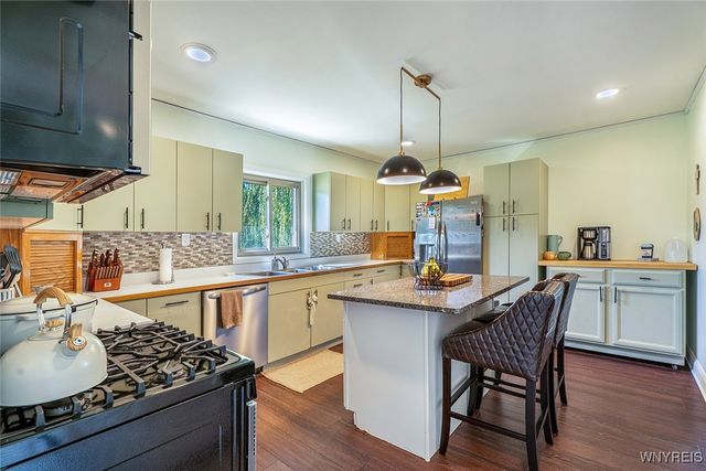 5427 Mapleton Road, Pendleton, NY 14094