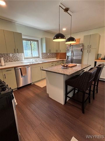 5427 Mapleton Road, Pendleton, NY 14094