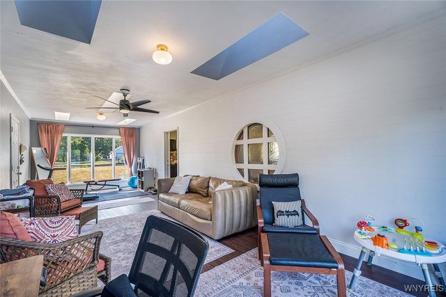 5427 Mapleton Road, Pendleton, NY 14094