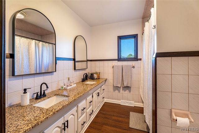 5427 Mapleton Road, Pendleton, NY 14094