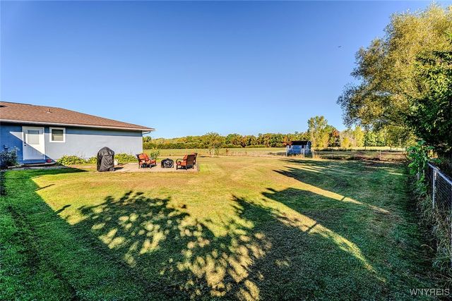 5427 Mapleton Road, Pendleton, NY 14094