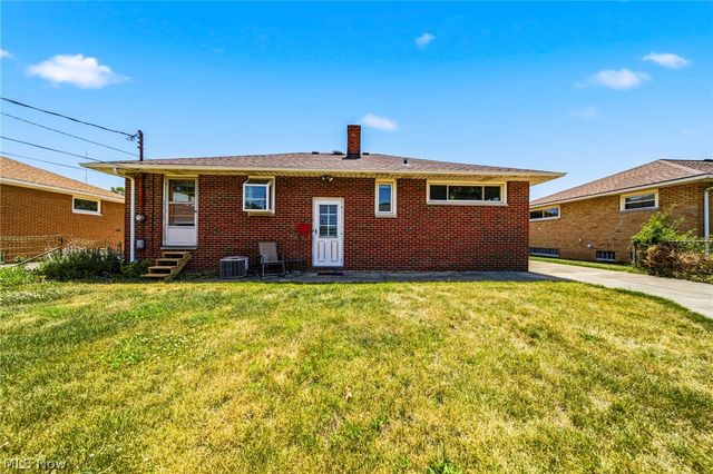 3308 Somia Drive, Parma, OH 44134