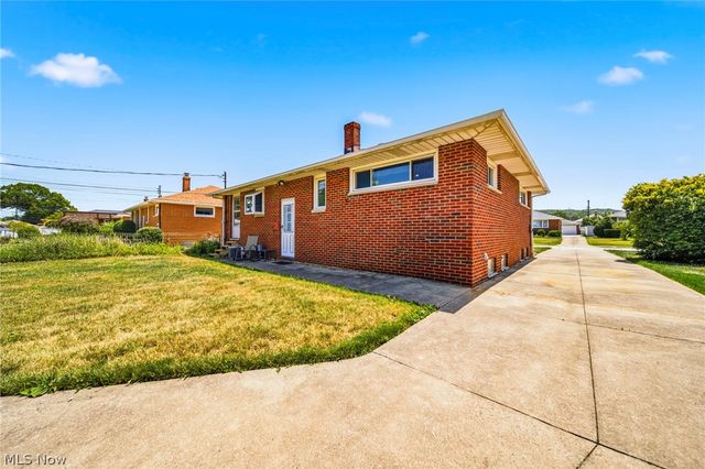 3308 Somia Drive, Parma, OH 44134