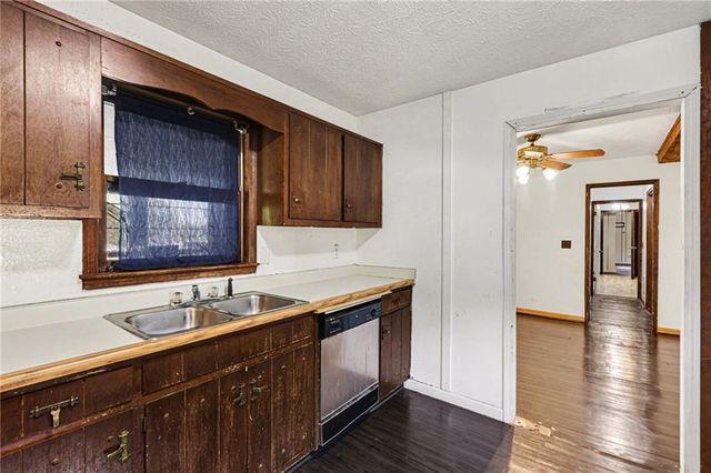 4365 Carrollton Villa Rica Highway, Villa Rica, GA 30180