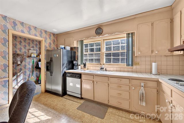 1100 Turnbridge Road, Charlotte, NC 28226