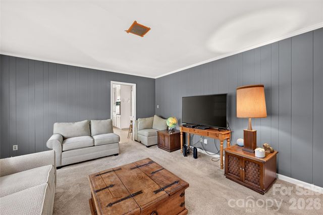 1100 Turnbridge Road, Charlotte, NC 28226