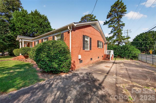 1100 Turnbridge Road, Charlotte, NC 28226