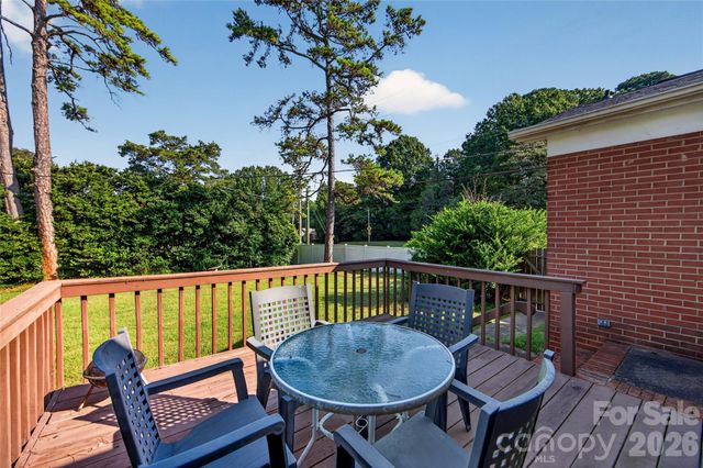 1100 Turnbridge Road, Charlotte, NC 28226