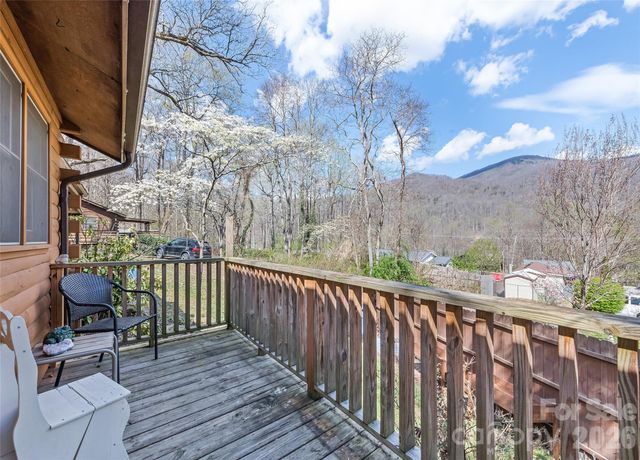61 Shirdash Drive, Maggie Valley, NC 28751