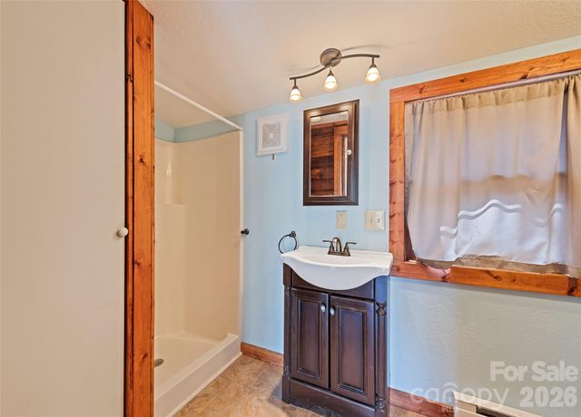 61 Shirdash Drive, Maggie Valley, NC 28751