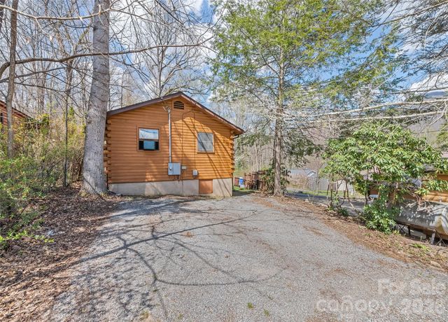 61 Shirdash Drive, Maggie Valley, NC 28751