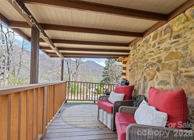 61 Shirdash Drive, Maggie Valley, NC 28751