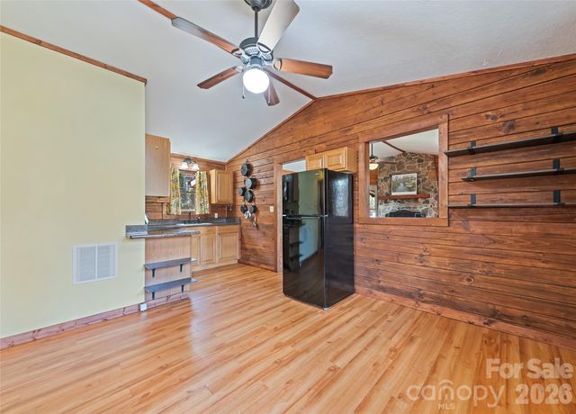 61 Shirdash Drive, Maggie Valley, NC 28751