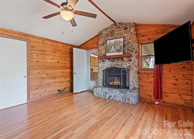 61 Shirdash Drive, Maggie Valley, NC 28751