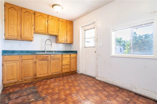 17525 Kingsbury Street, Granada Hills, CA 91344