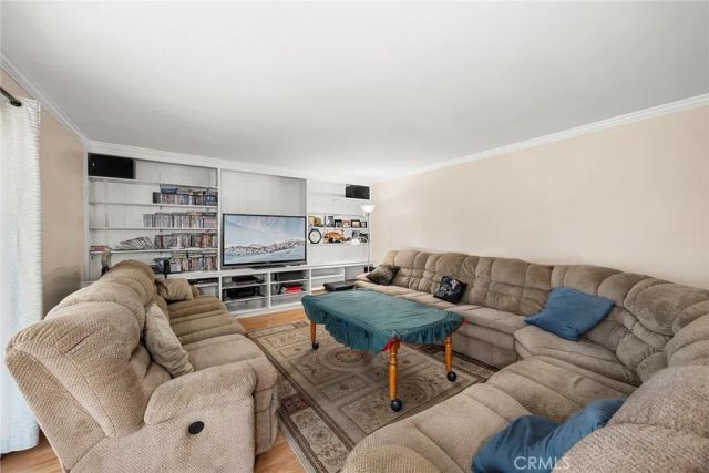 718 Kenoak, Placentia, CA 92870