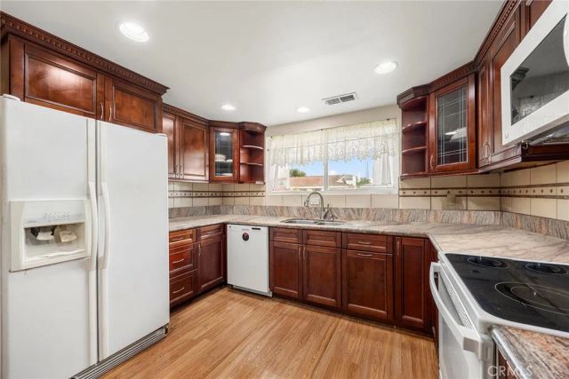 718 Kenoak, Placentia, CA 92870