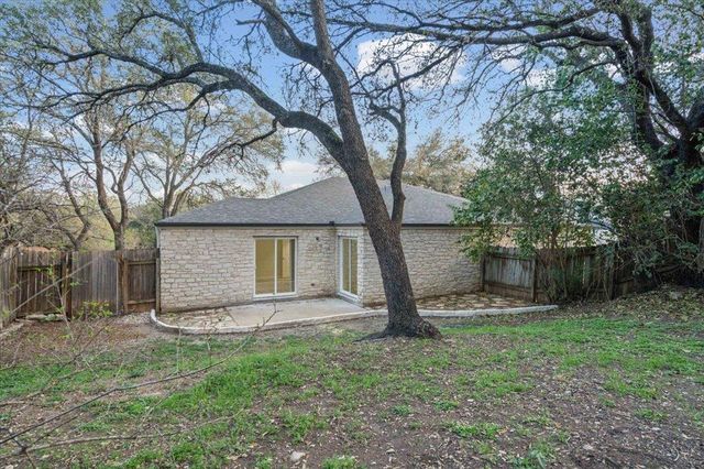 361 Fantail LOOP B, Austin, TX 78734