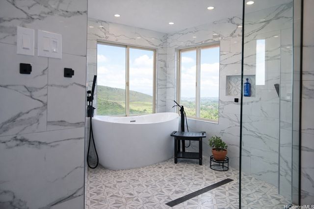 92-1346 Hunekai Street, Kapolei, HI 96707