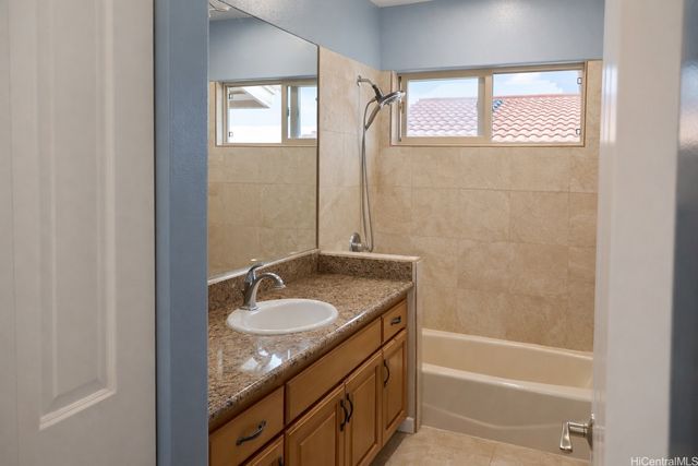 92-1346 Hunekai Street, Kapolei, HI 96707