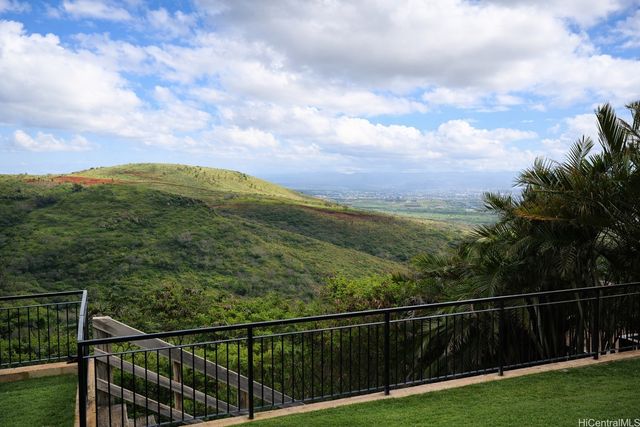 92-1346 Hunekai Street, Kapolei, HI 96707