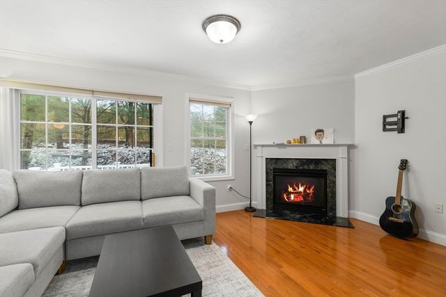 12 Whispering Pine Cir 12, Worcester, MA 01606