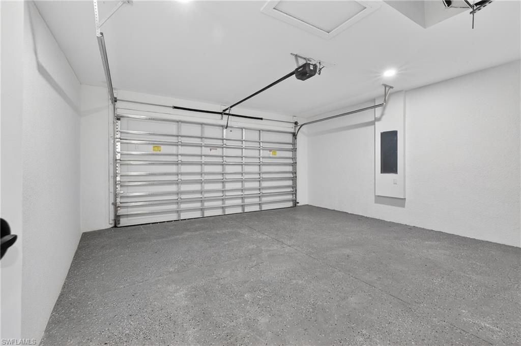 Image 29 of property listing at 1312 NE 5TH AVE, Cape Coral, FL 33909