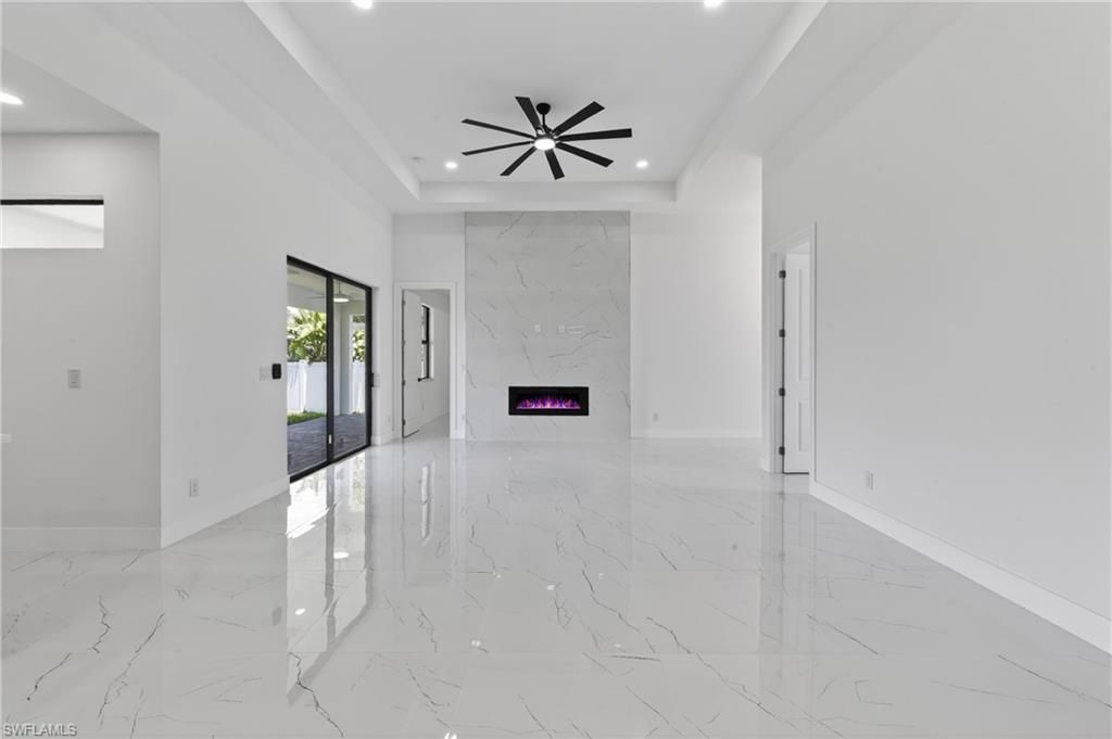 Image 5 of property listing at 1312 NE 5TH AVE, Cape Coral, FL 33909