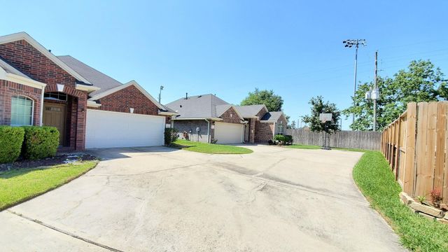 12027 Grace Hall Drive, Houston, TX 77065