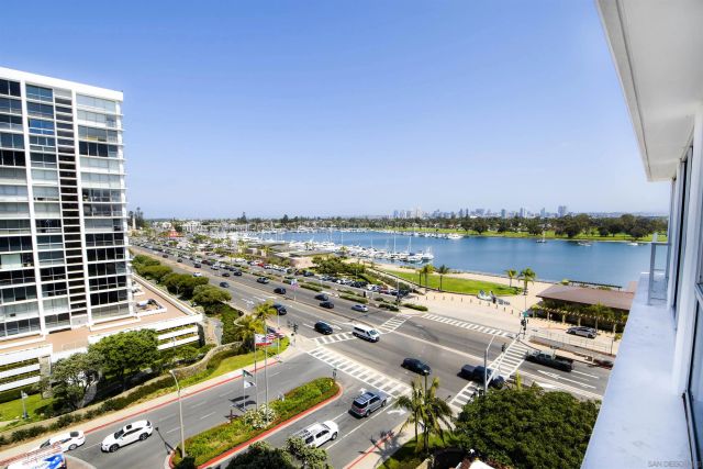1810 Avenida del Mundo 704, Coronado, CA 92118