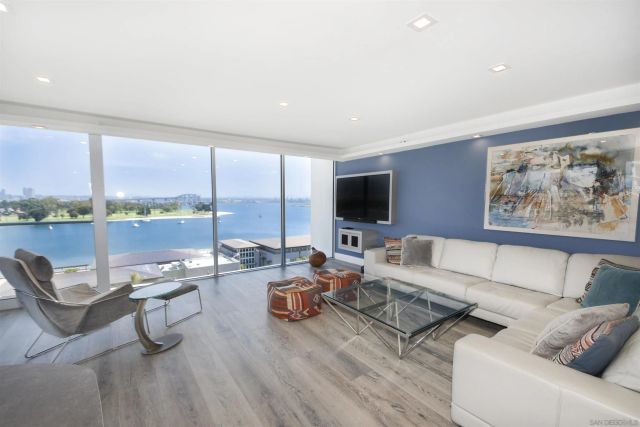 1810 Avenida del Mundo 704, Coronado, CA 92118