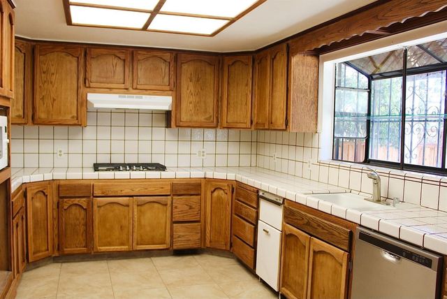 2536 47th Ave, Sacramento, CA 95822