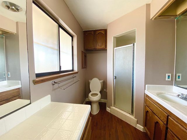 2536 47th Ave, Sacramento, CA 95822