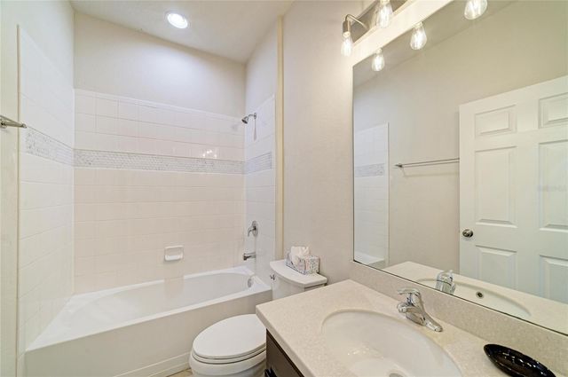 12821 BALSAM TERRACE, Bradenton, FL 34212
