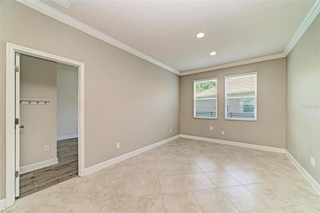 Image 28 of property listing at 12821 BALSAM TERRACE, Bradenton, FL 34212