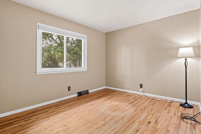 2533 103rd Avenue NW, Coon Rapids, MN 55433