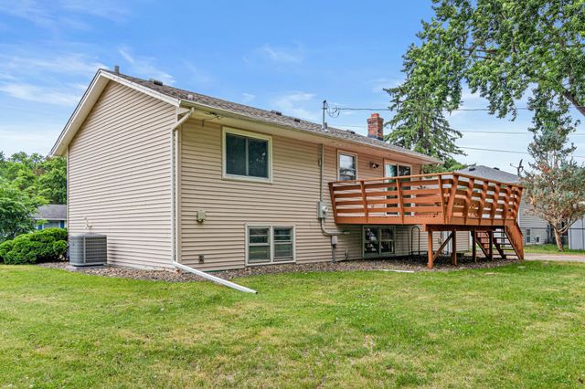 2533 103rd Avenue NW, Coon Rapids, MN 55433