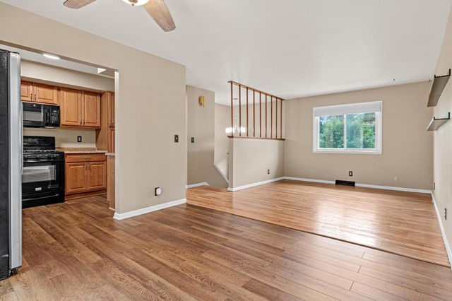 2533 103rd Avenue NW, Coon Rapids, MN 55433