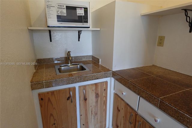 11262 SW 74th St 0, Miami, FL 33173