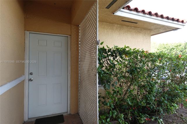 11262 SW 74th St 0, Miami, FL 33173