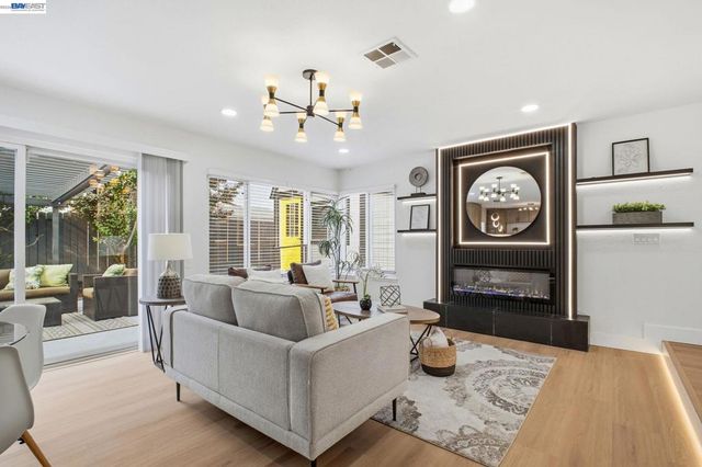 3568 Cattail Ct, Union City, CA 94587