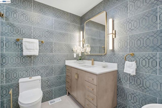 3568 Cattail Ct, Union City, CA 94587