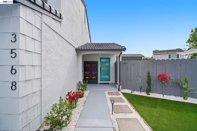 3568 Cattail Ct, Union City, CA 94587